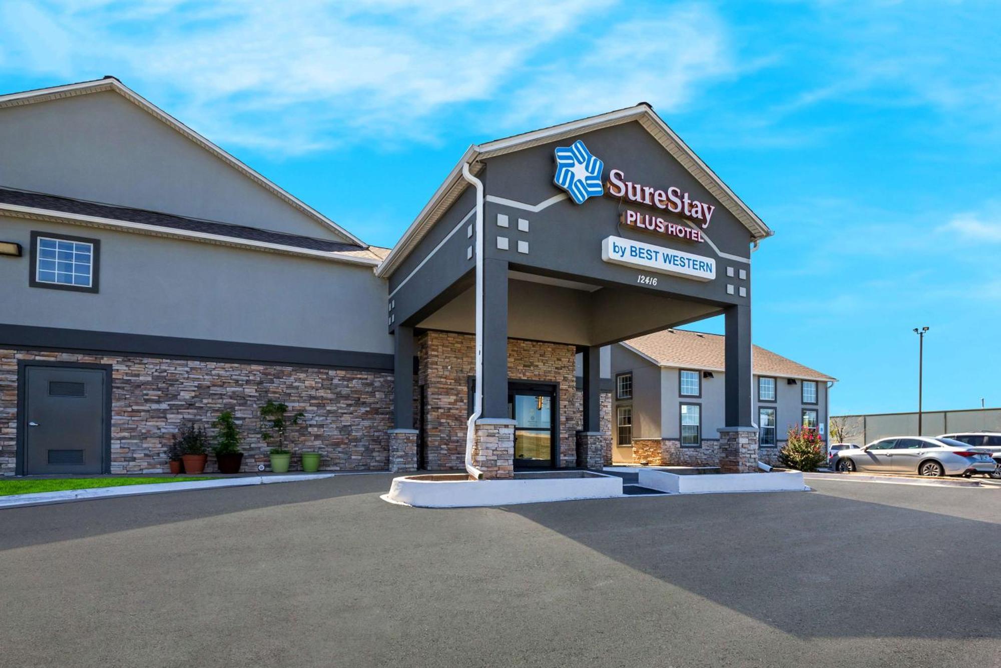 Surestay Plus Hotel By Best Western Tulsa East Esterno foto