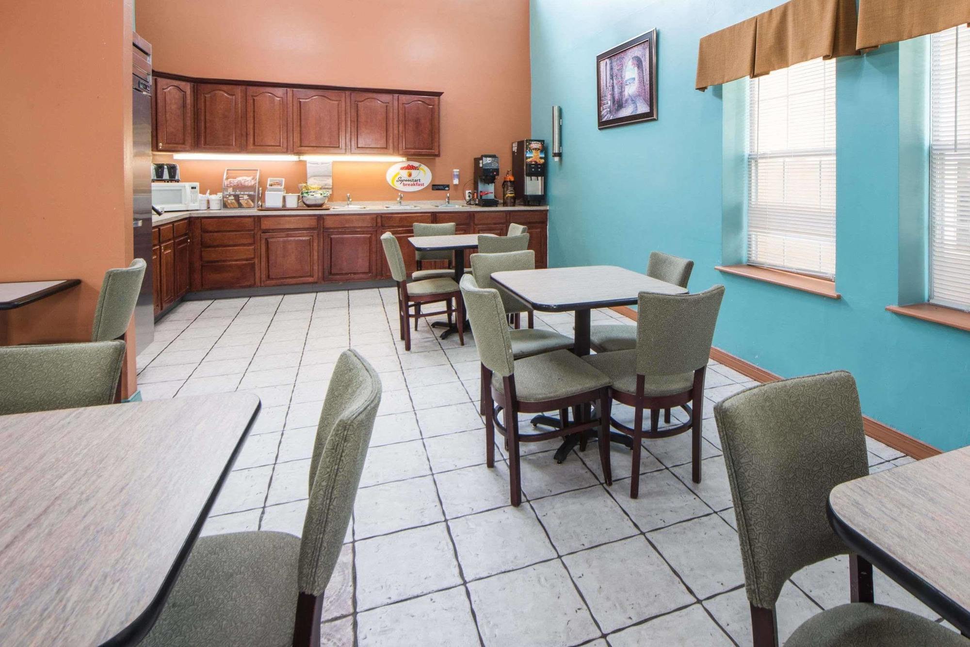 Surestay Plus Hotel By Best Western Tulsa East Esterno foto