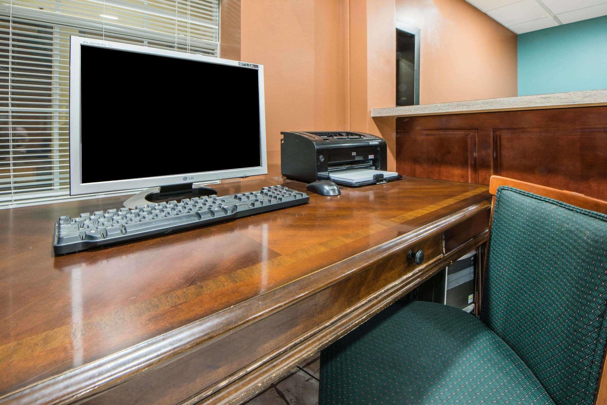 Surestay Plus Hotel By Best Western Tulsa East Esterno foto