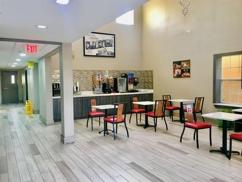 Surestay Plus Hotel By Best Western Tulsa East Esterno foto